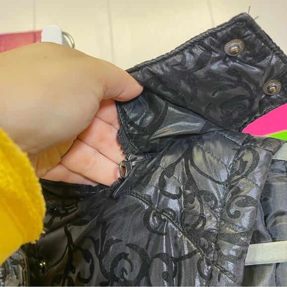 Vanity, Puffer Vest, Detachable Hood. Velvety Embossed Vest. Size Large. - Picture 5 of 8